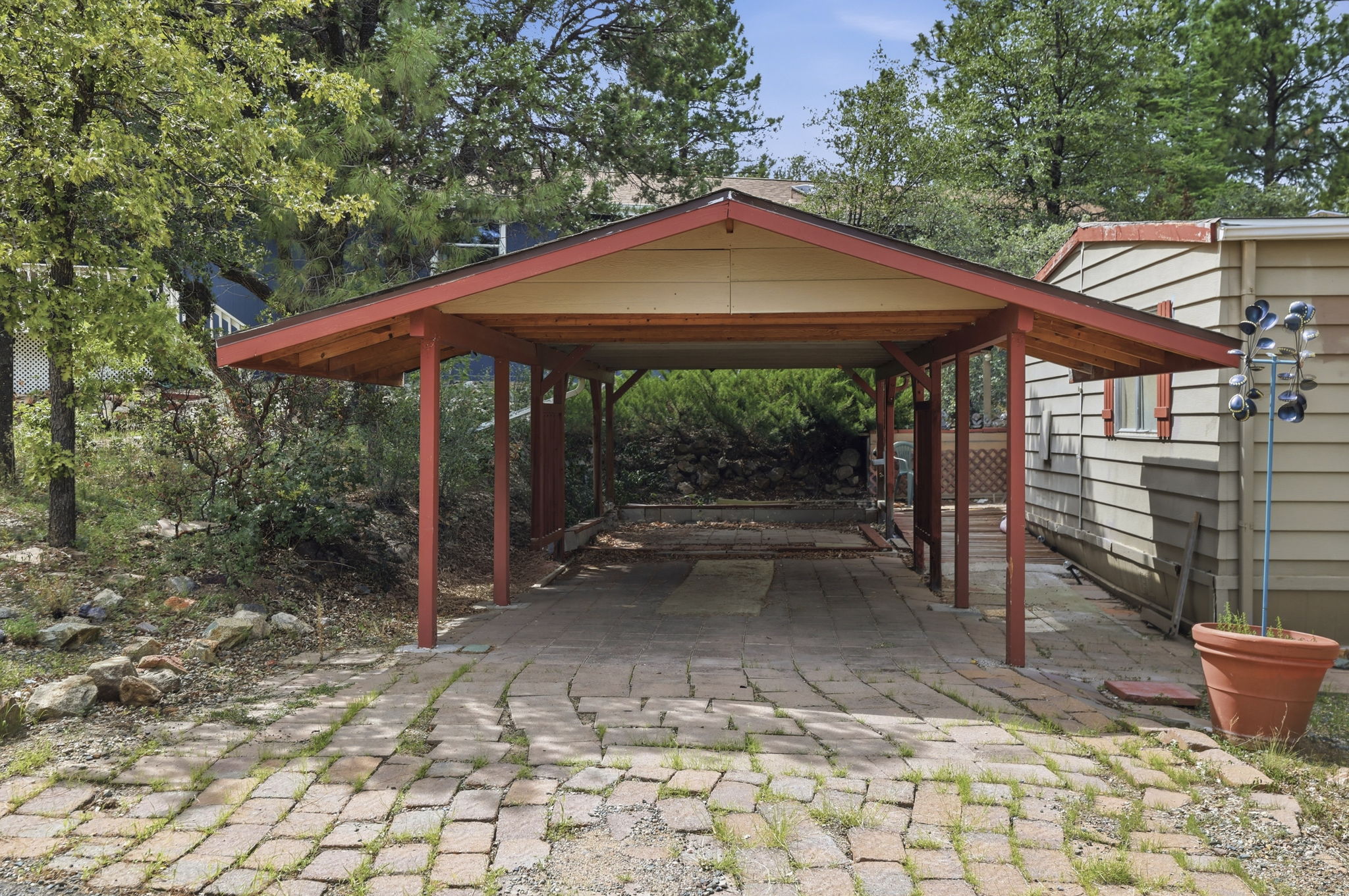 Carport