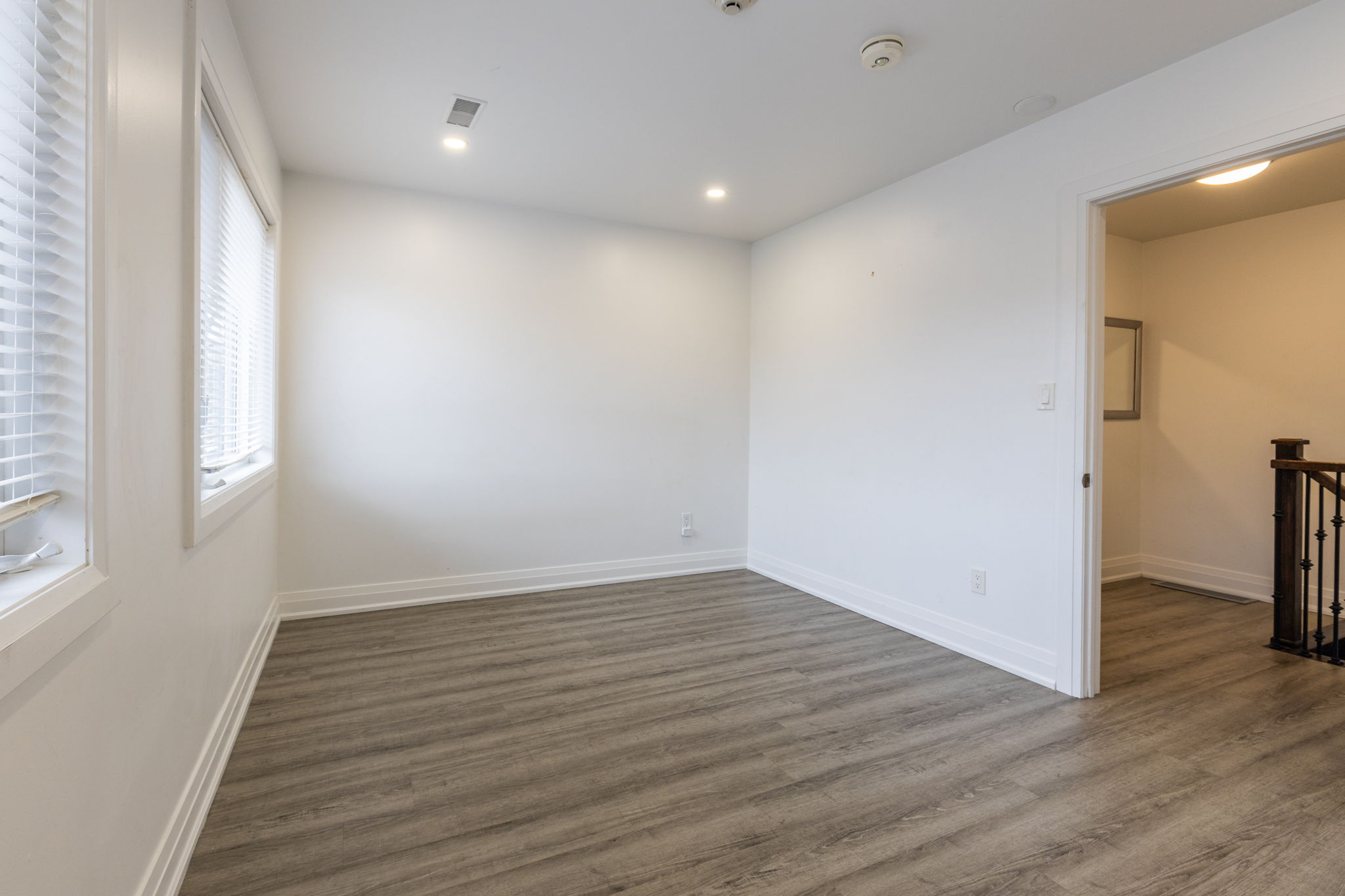 Toronto property showcase — delivered property photograph 15