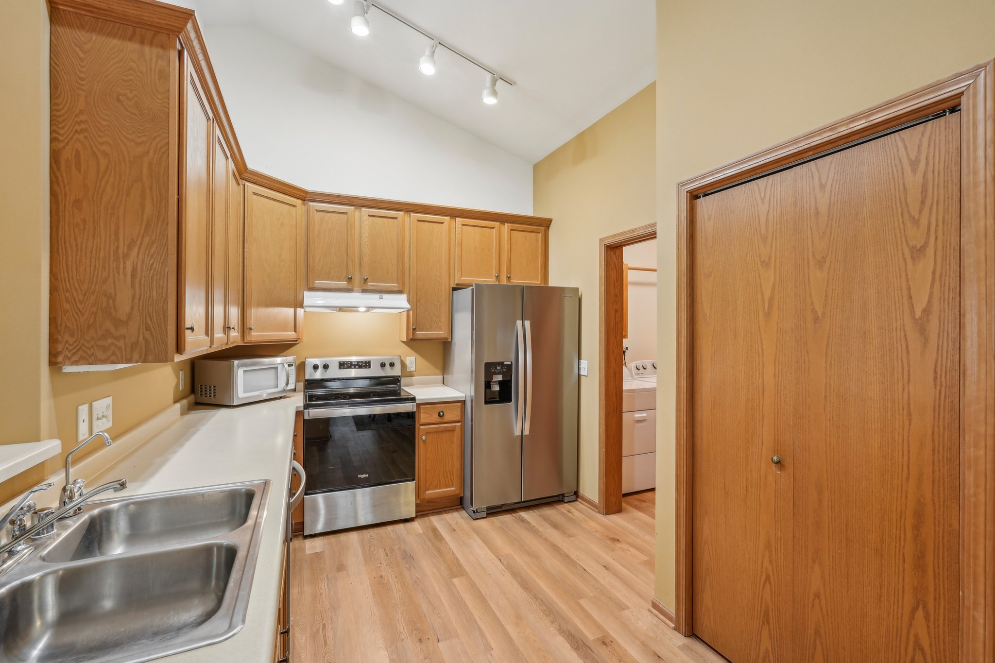 Cedar St-1405-016.jpg
