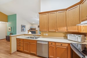 Cedar St-1405-018.jpg