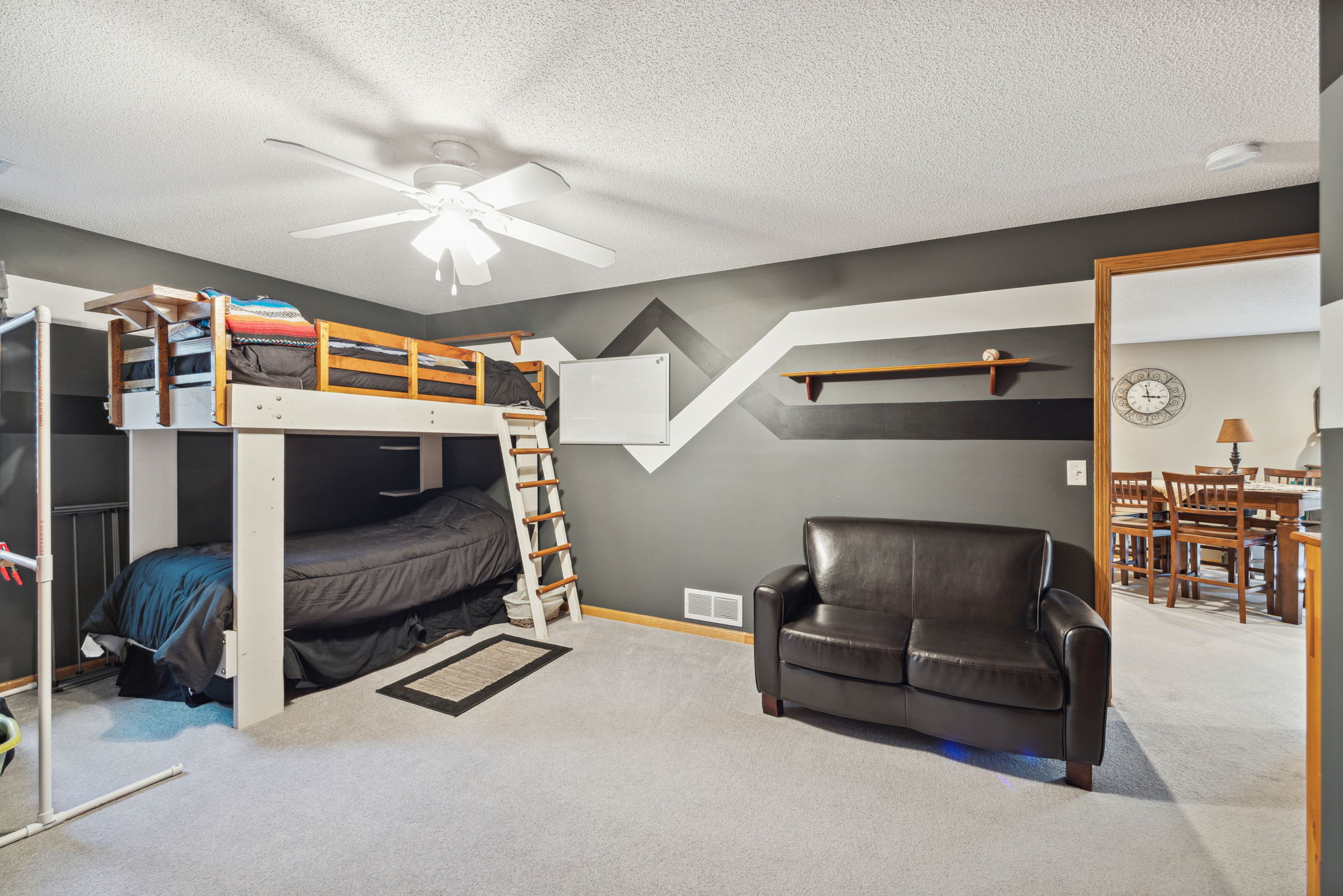 15_Interior