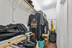 Robbins Pl 301-S1511-023.jpg