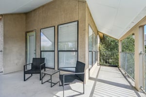 Robbins Pl 301-S1511-026.jpg