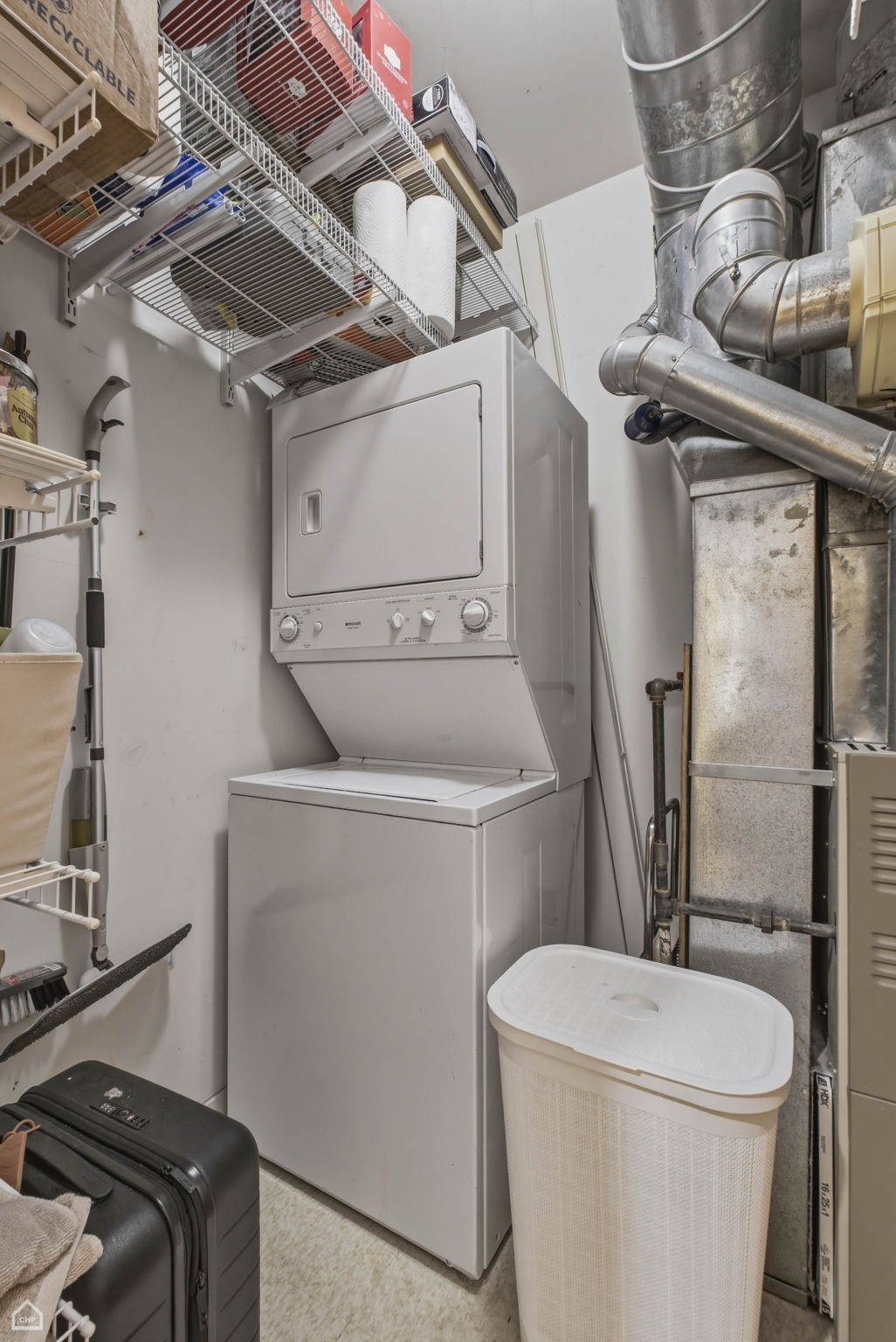 1910 S Michigan Ave 302 - Brady Miller_CHP2026_010