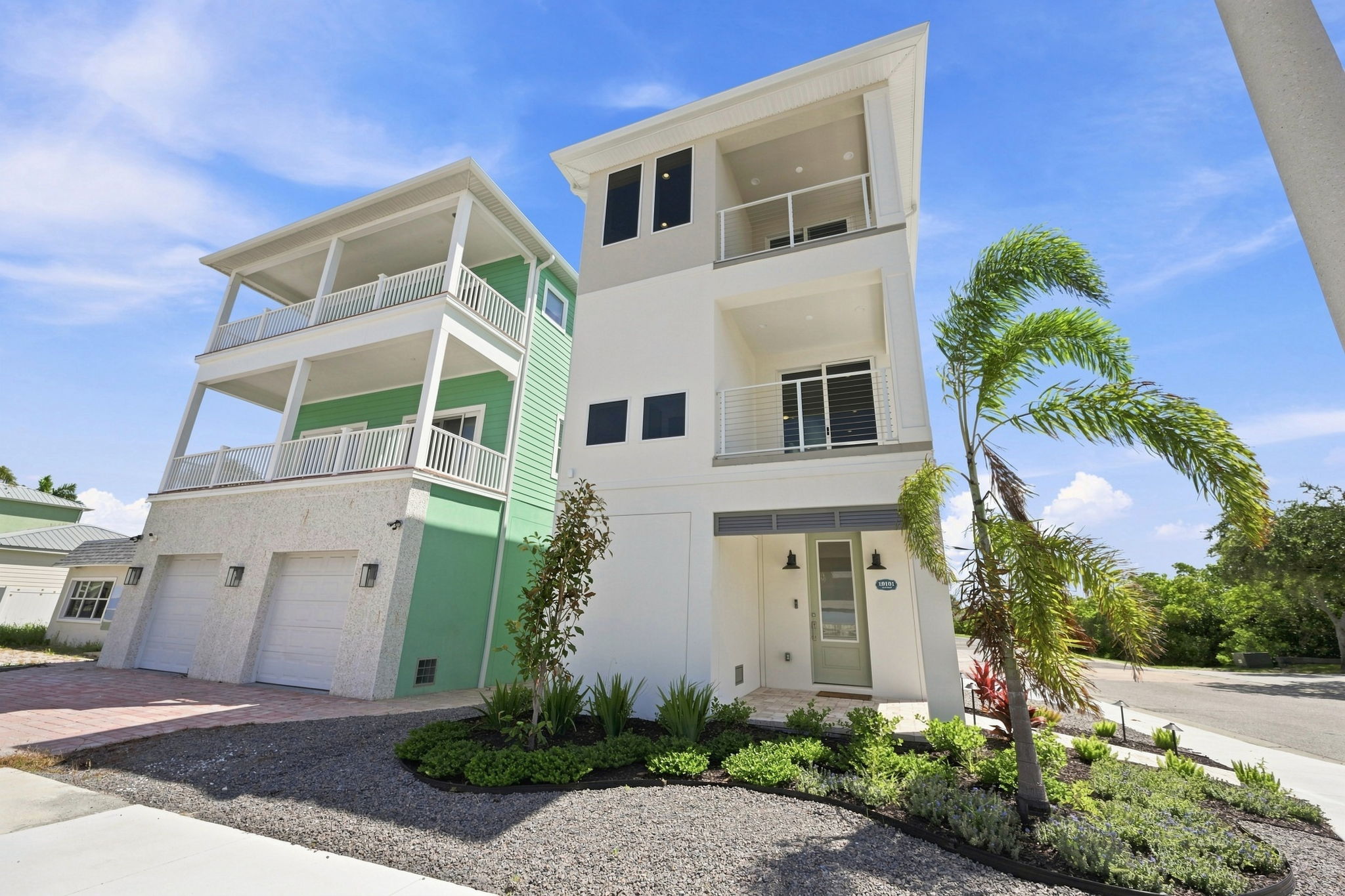 Front Exterior2