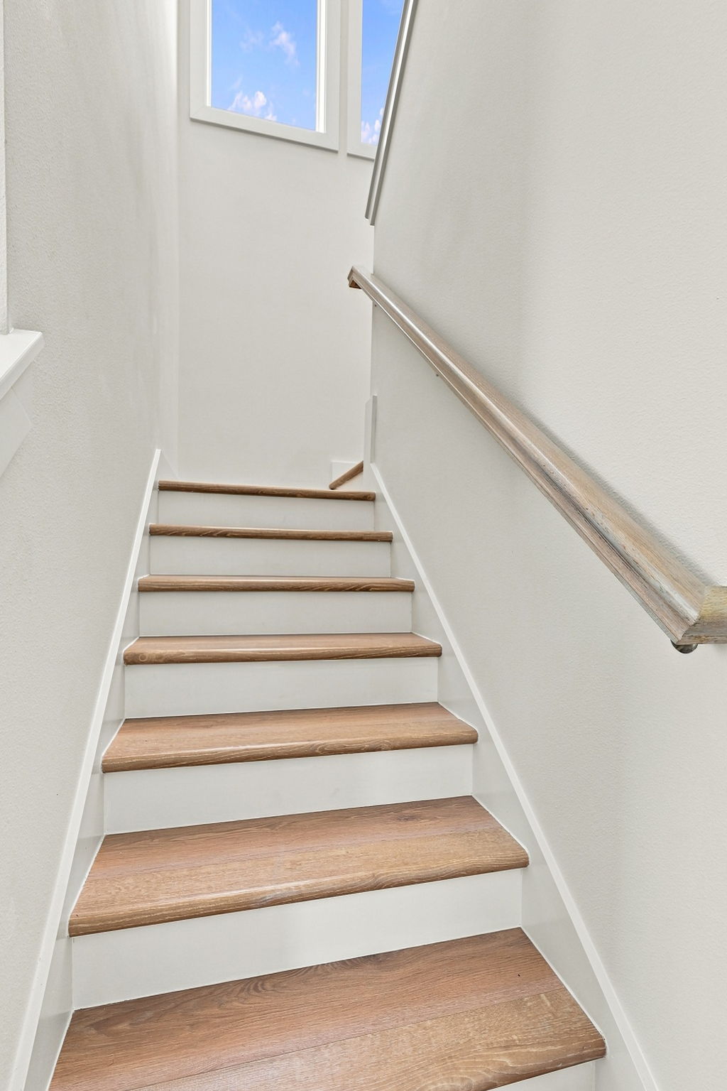 Staircase to Upper Level1