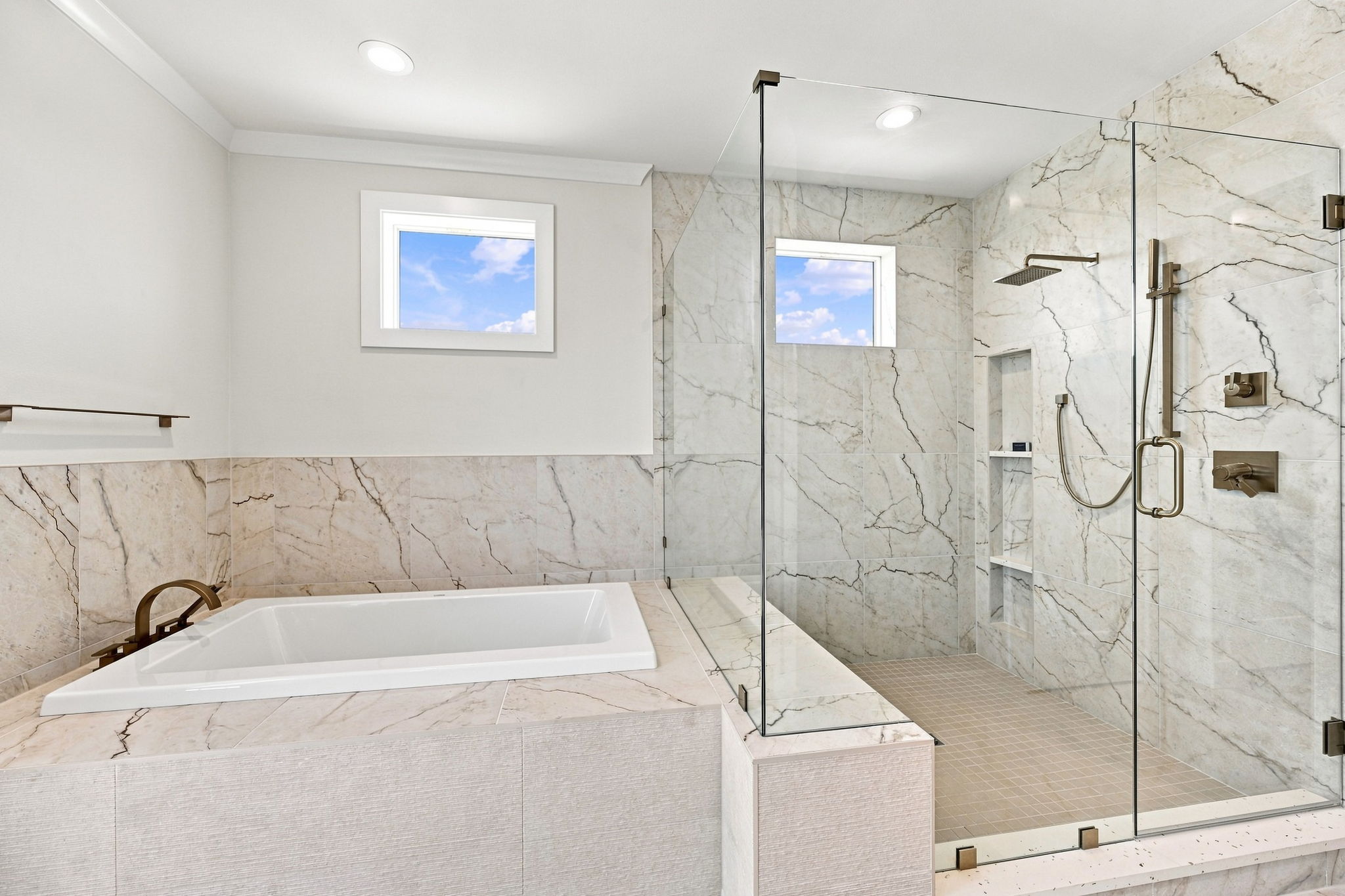 Upper Level Primary Bathroonm1e