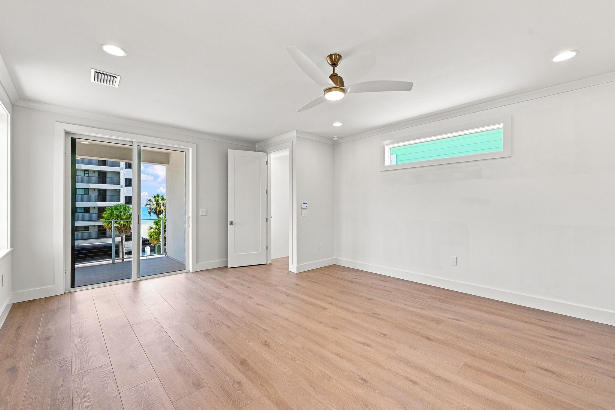 Upper Level Primary Bedroom1a