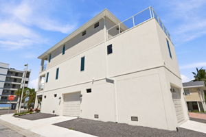 Rear Exterior2
