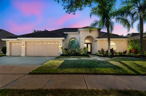 DSC_3171 day to dusk.jpeg