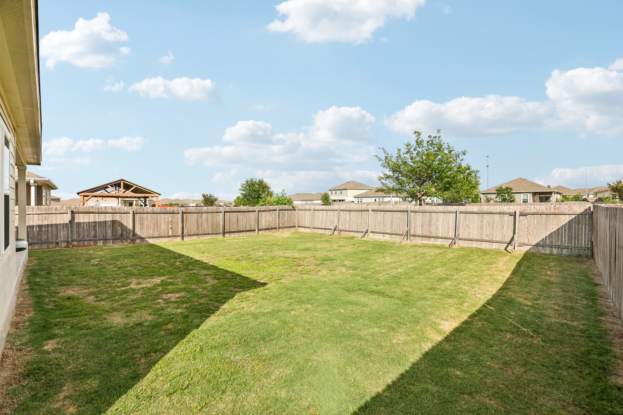 Mike Mansfield Rd-S0106-037.jpg