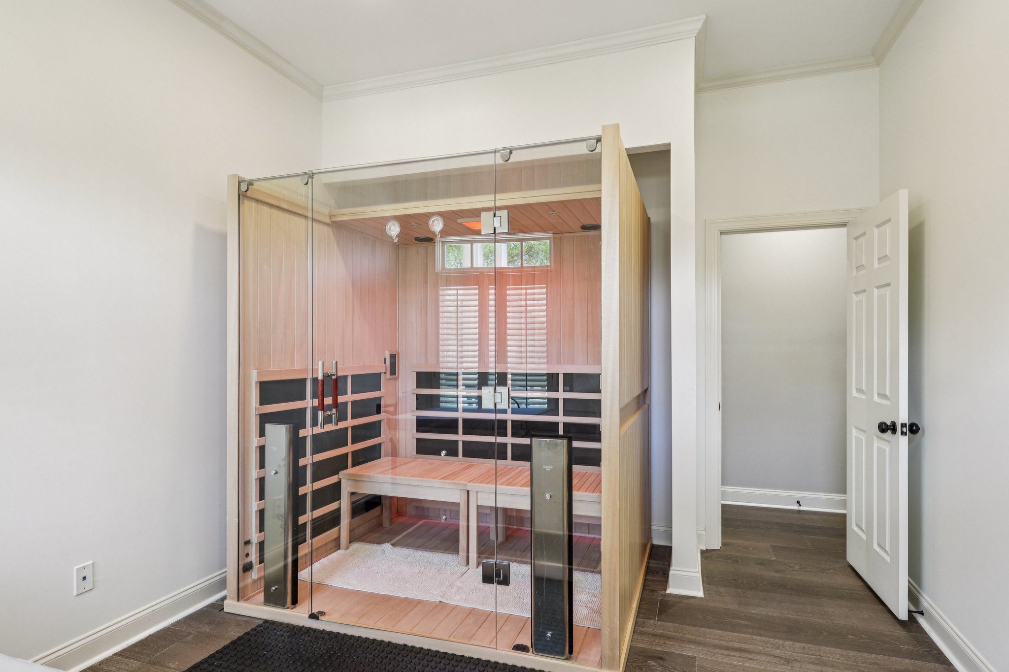 Southport Dr-S3003-039.jpg