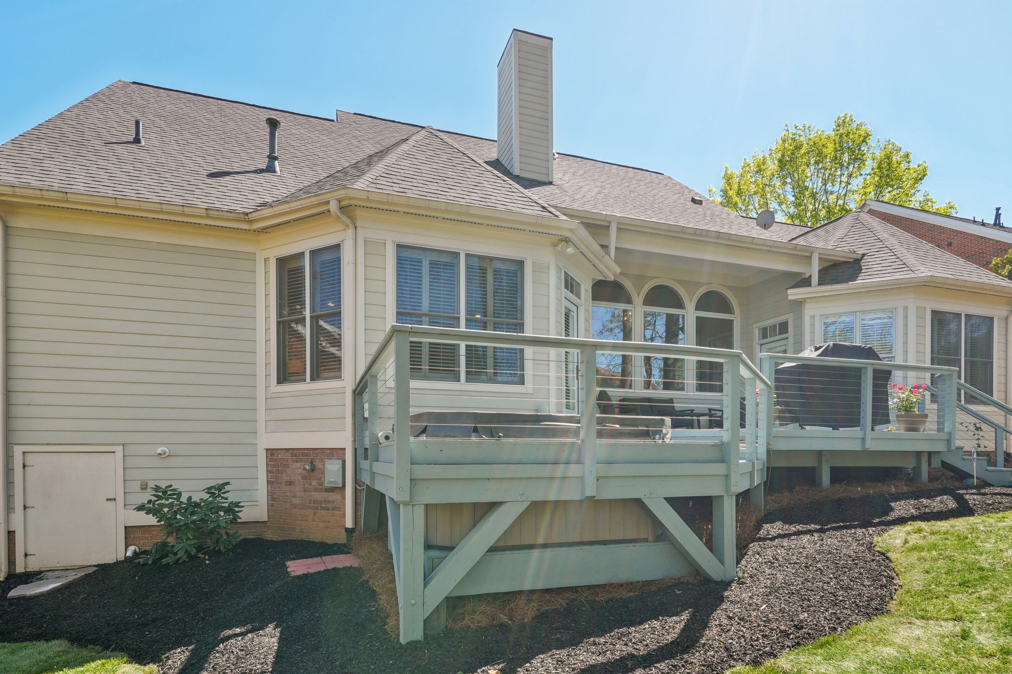 Southport Dr-S3003-067.jpg