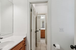 Southport Dr-S3003-040.jpg