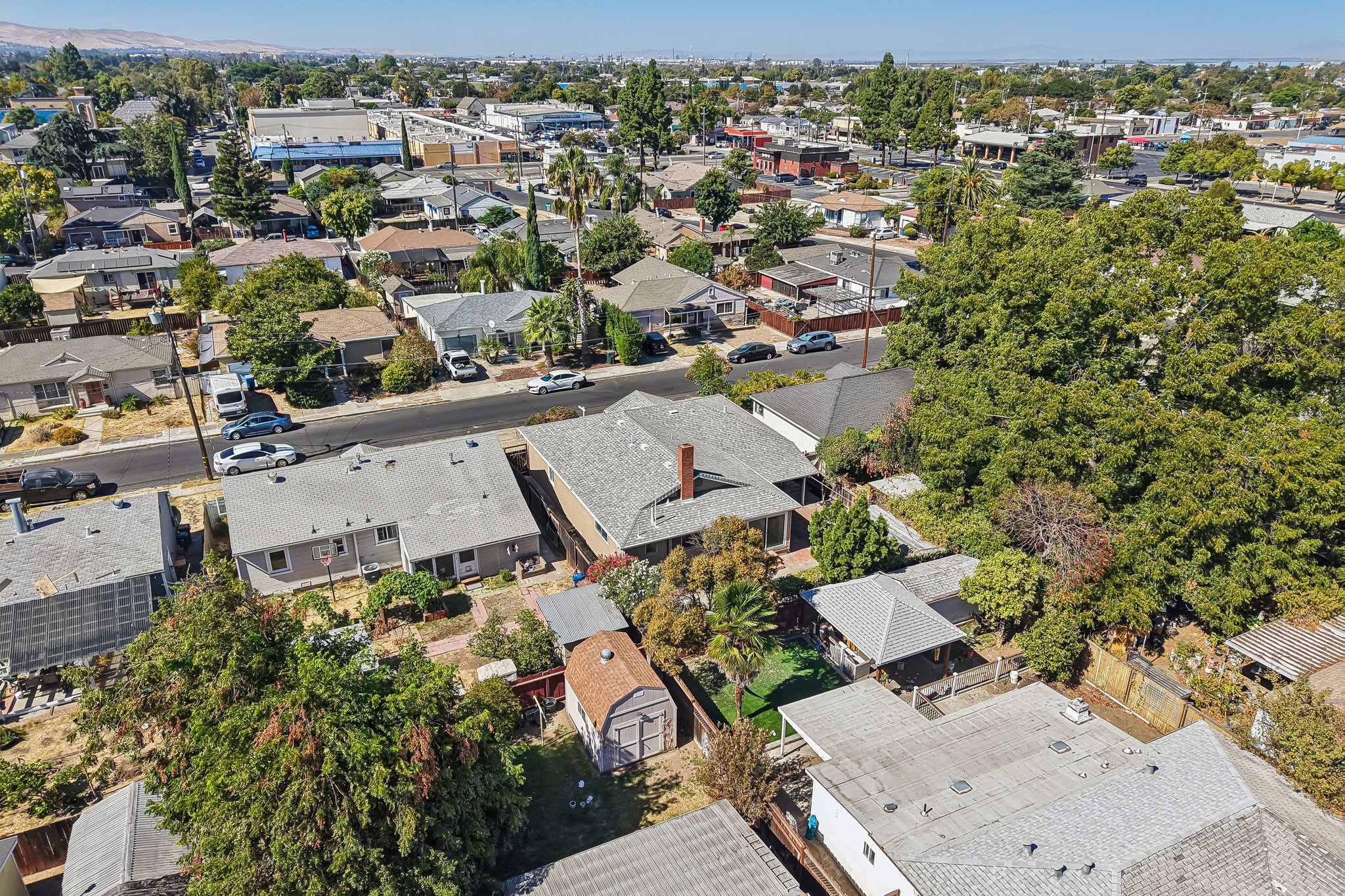  1911 Birch Ave-S0510-066.jpg