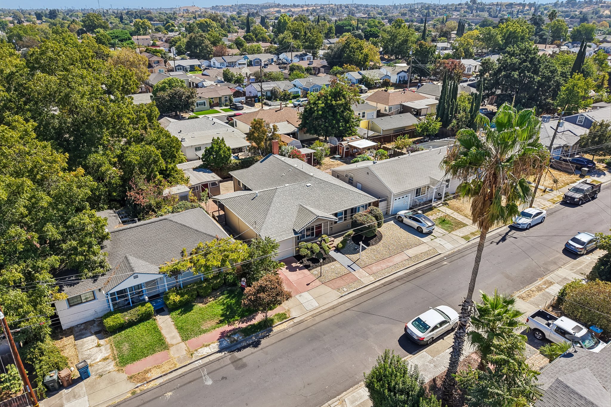  1911 Birch Ave-S0510-067.jpg