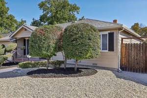 1911 Birch Ave-S0510-003.jpg