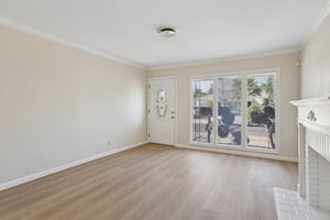  1911 Birch Ave-S0510-006.jpg