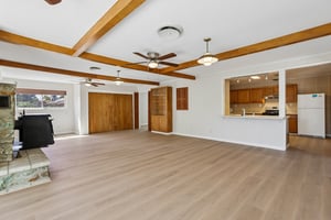  1911 Birch Ave-S0510-011.jpg