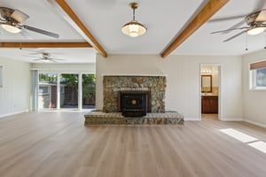  1911 Birch Ave-S0510-015.jpg