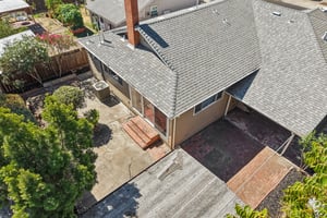  1911 Birch Ave-S0510-056.jpg