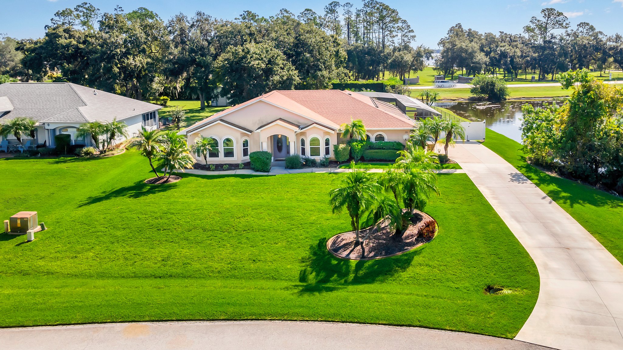 1911 Griff Wood Ct, St Cloud, FL 34772, USA Photo 2