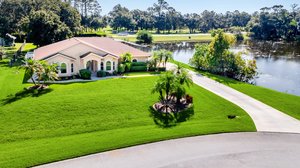 1911 Griff Wood Ct, St Cloud, FL 34772, USA Photo 2