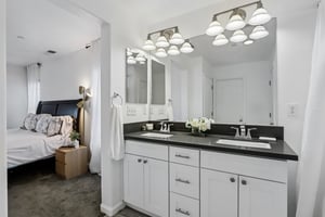 Neal Way-S1507-022.jpg