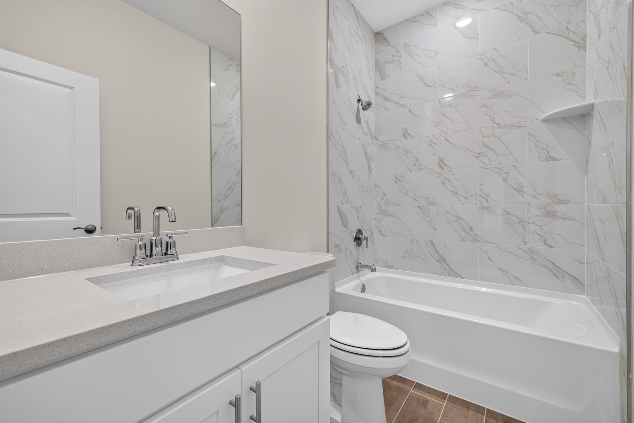Guest Bathroom 2
