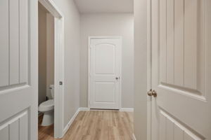  Photo 31