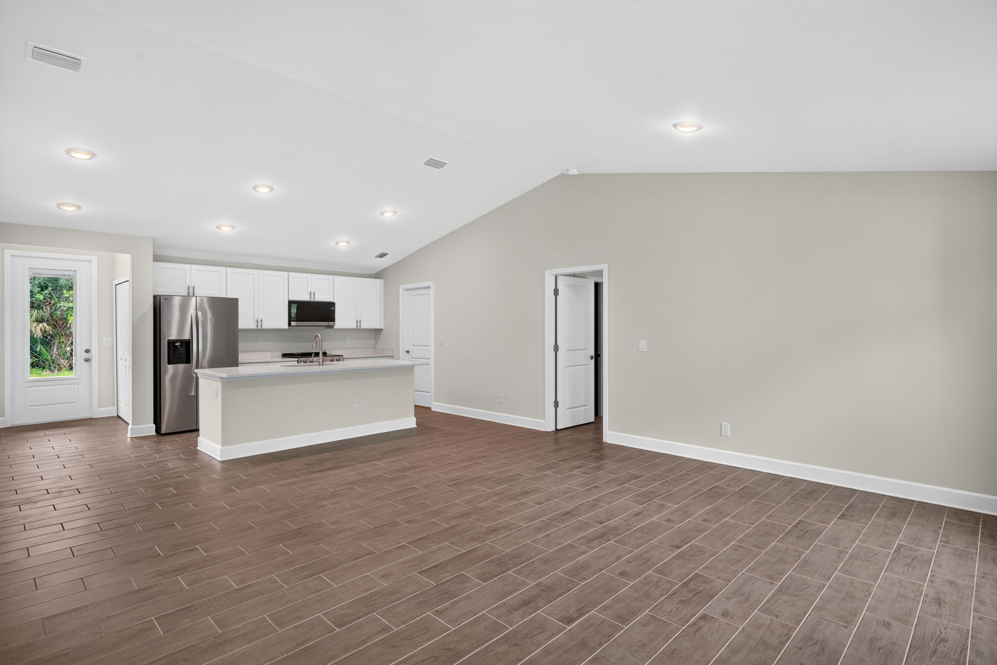Living Room 4 of 4