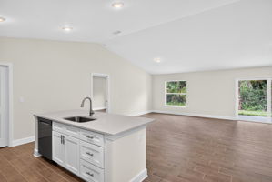 Kitchen 4 of 4