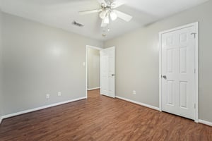 Forest Ridge Dr-1206-019.jpg