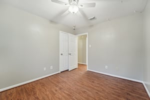 Forest Ridge Dr-1206-021.jpg