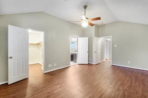 Forest Ridge Dr-1206-025.jpg