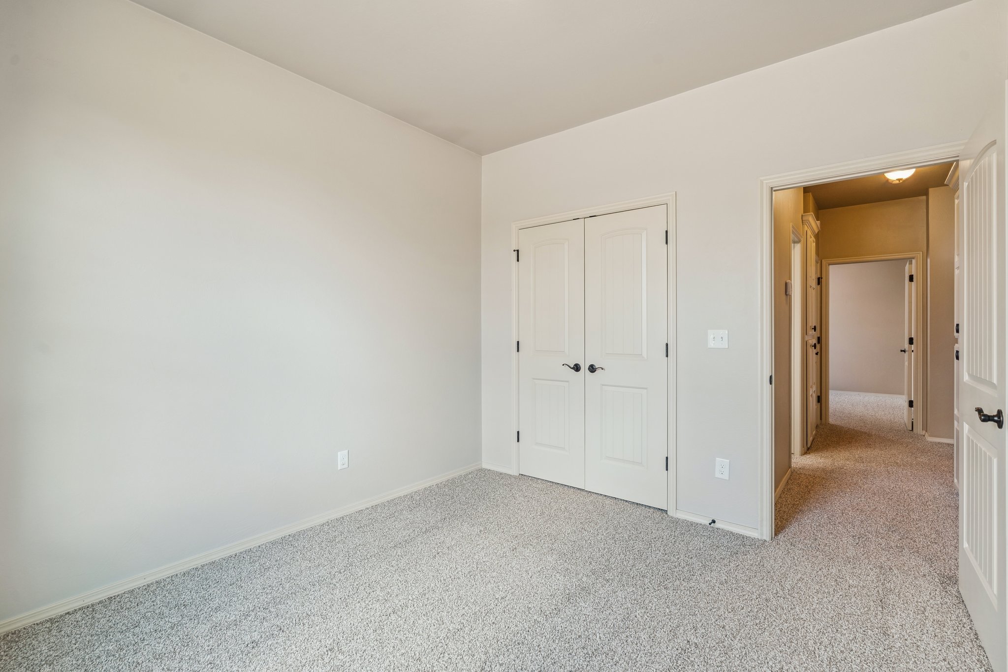 19112 Pinehurst Trail Dr_032.jpg