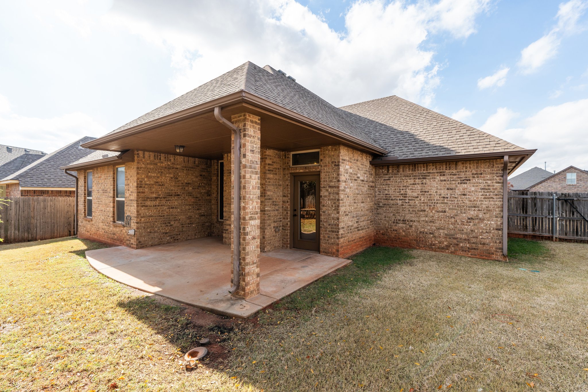 19112 Pinehurst Trail Dr_043.jpg