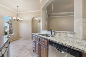 19112 Pinehurst Trail Dr_018.jpg