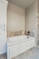 19112 Pinehurst Trail Dr_027.jpg