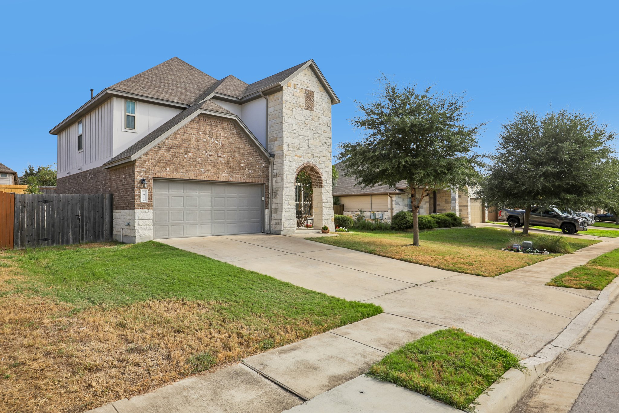 Bobbywoods Ln-S0809-003.jpg