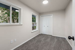  Photo 37