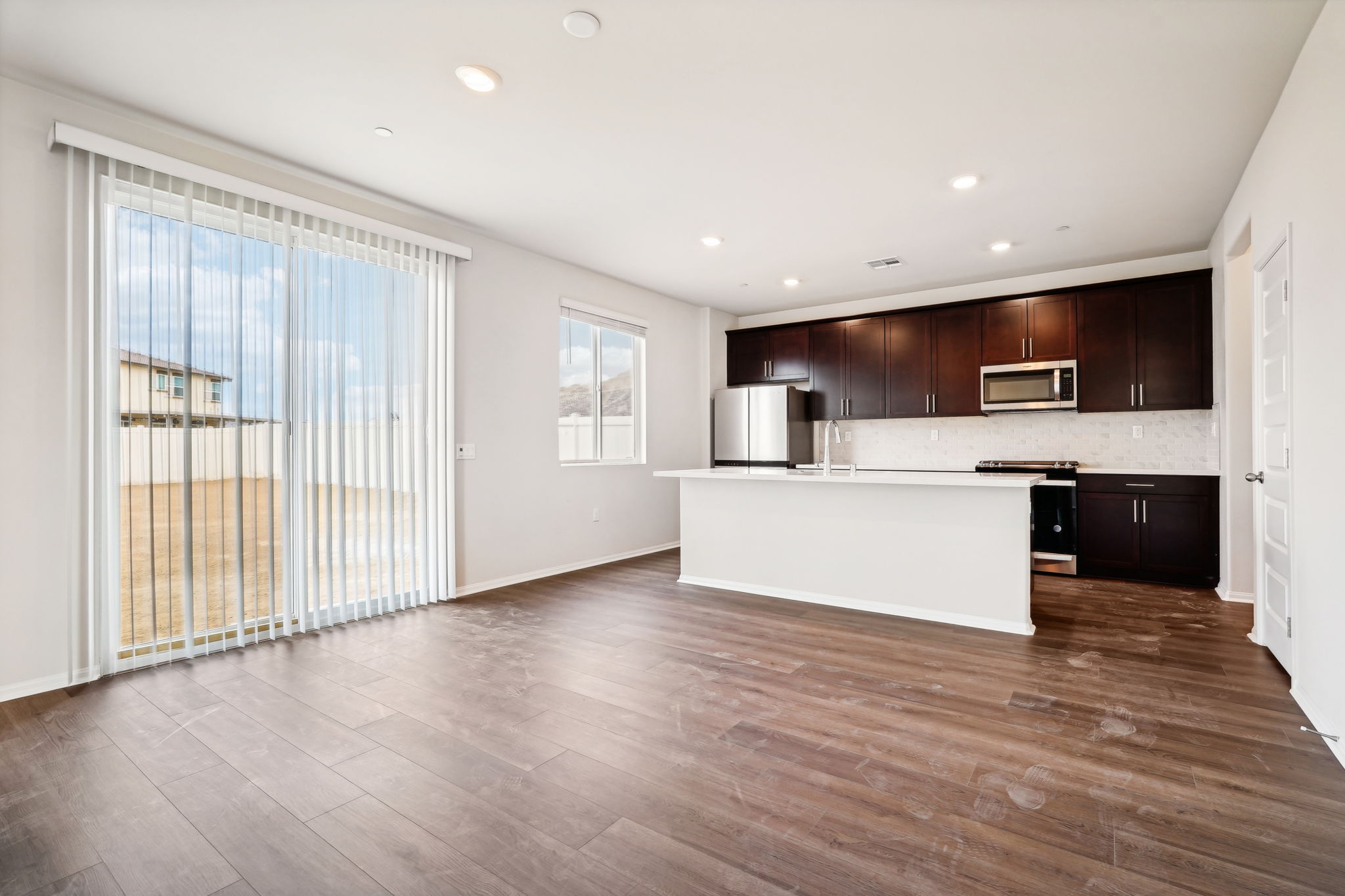 SoCal - Hilltop at Nichols Ranch - 19125 River Rock Ct, Lake Elsinore, CA 92532 - 006