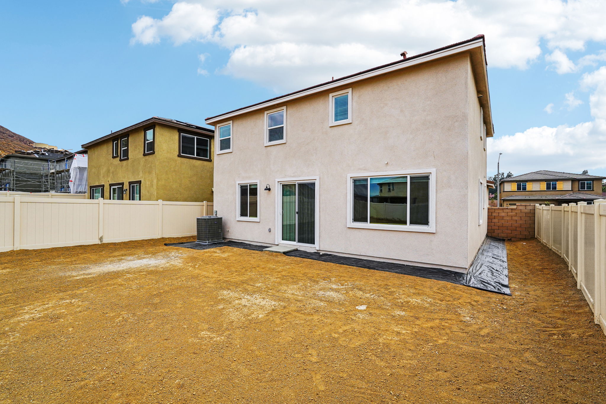 SoCal - Hilltop at Nichols Ranch - 19125 River Rock Ct, Lake Elsinore, CA 92532 - 031