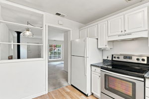 012_F8_1913 Kirkland Ave