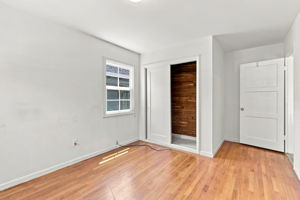 017_F8_1913 Kirkland Ave