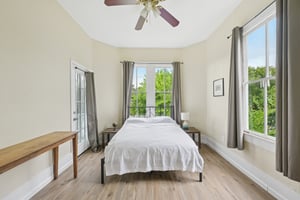 Ursuline St-1106-024.jpg