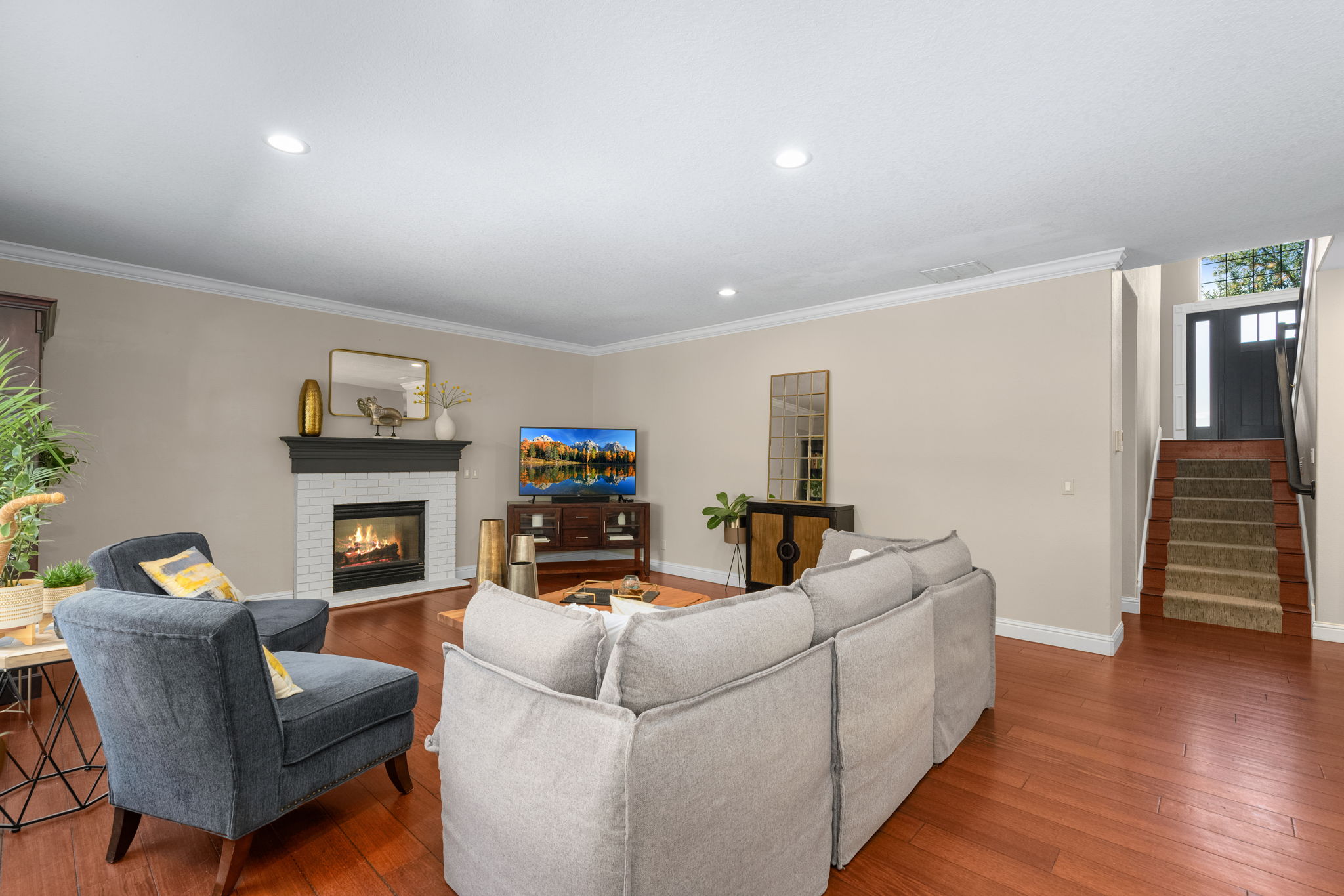 Family Room - Lower