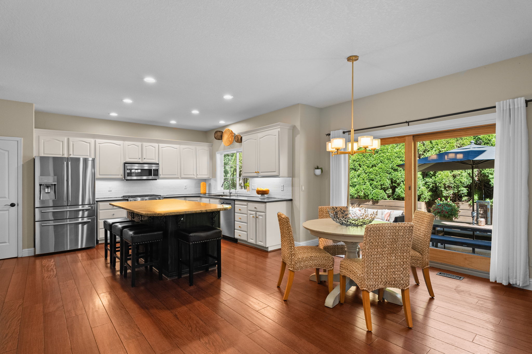 Kitchen - Lower