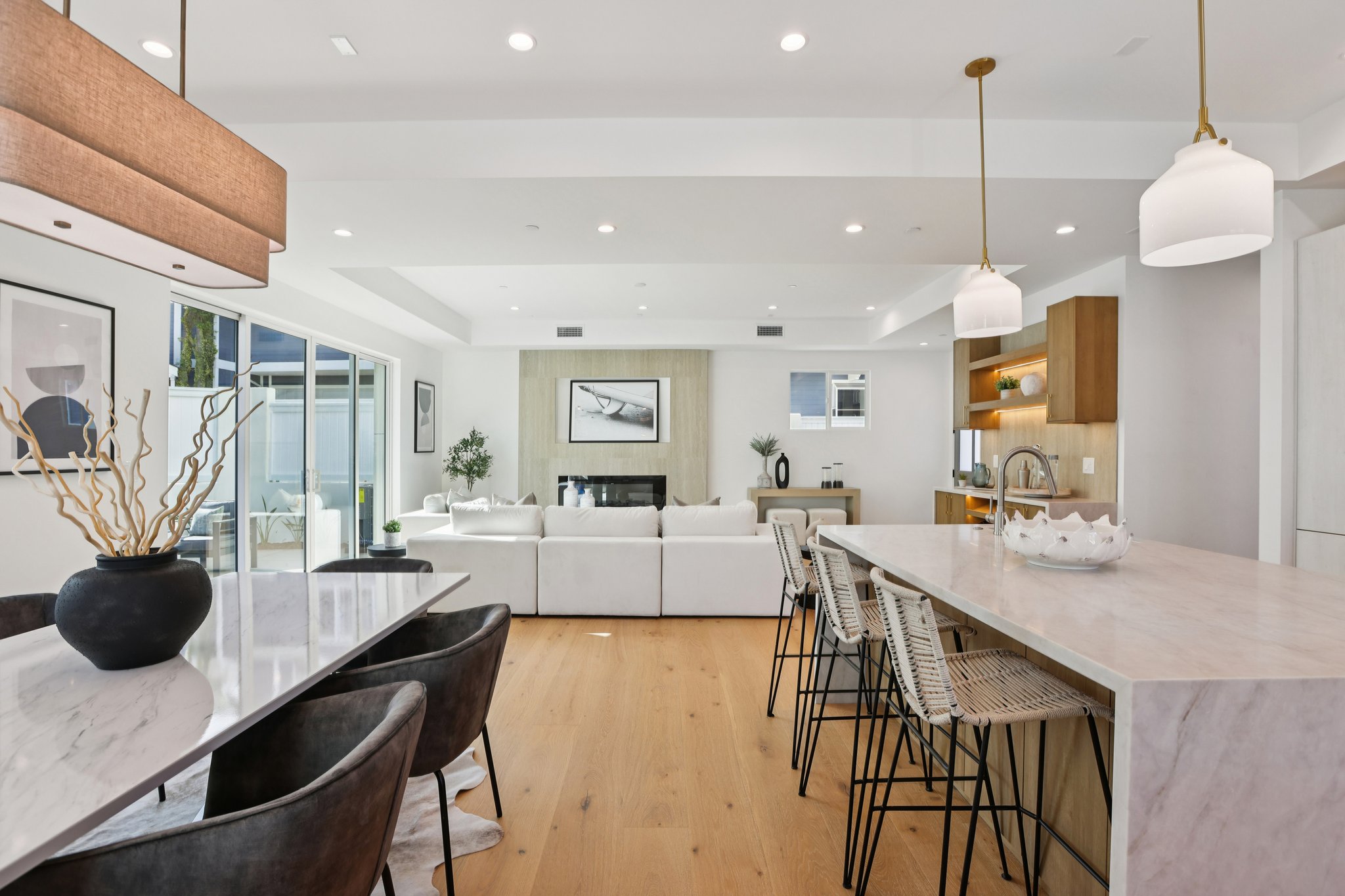 Belmont Ln a-L0302-017.jpg