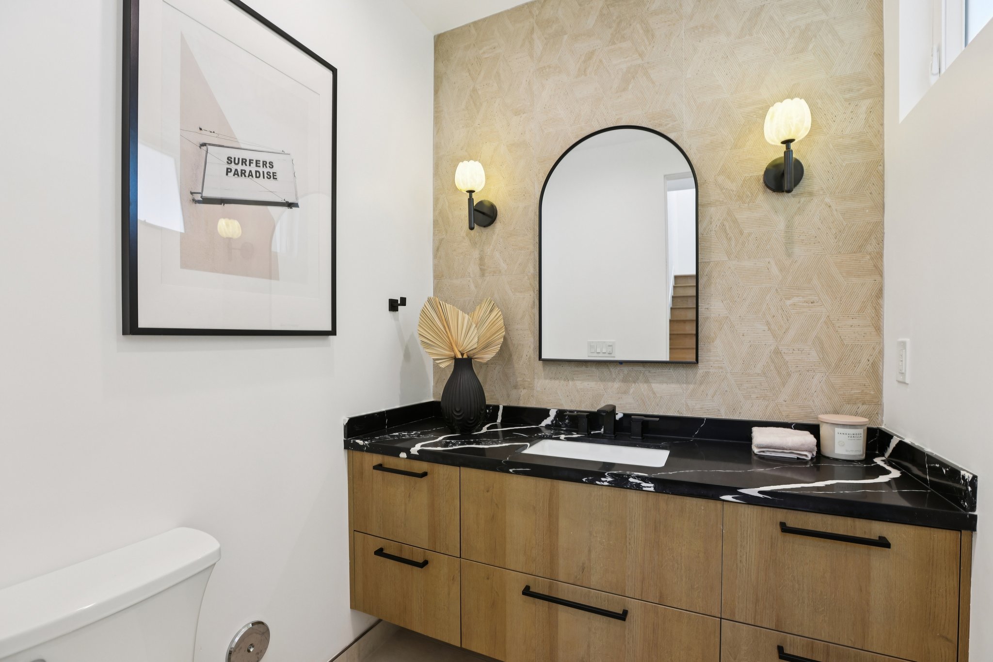 Belmont Ln a-L0302-045.jpg